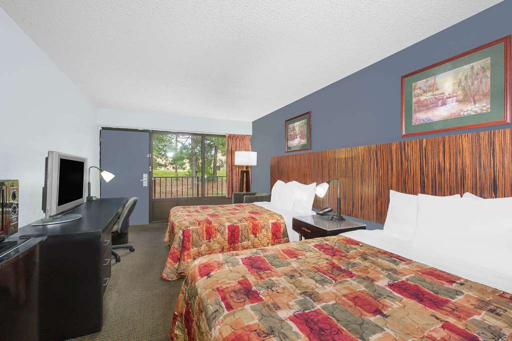 Eagle Suites Benton - I30