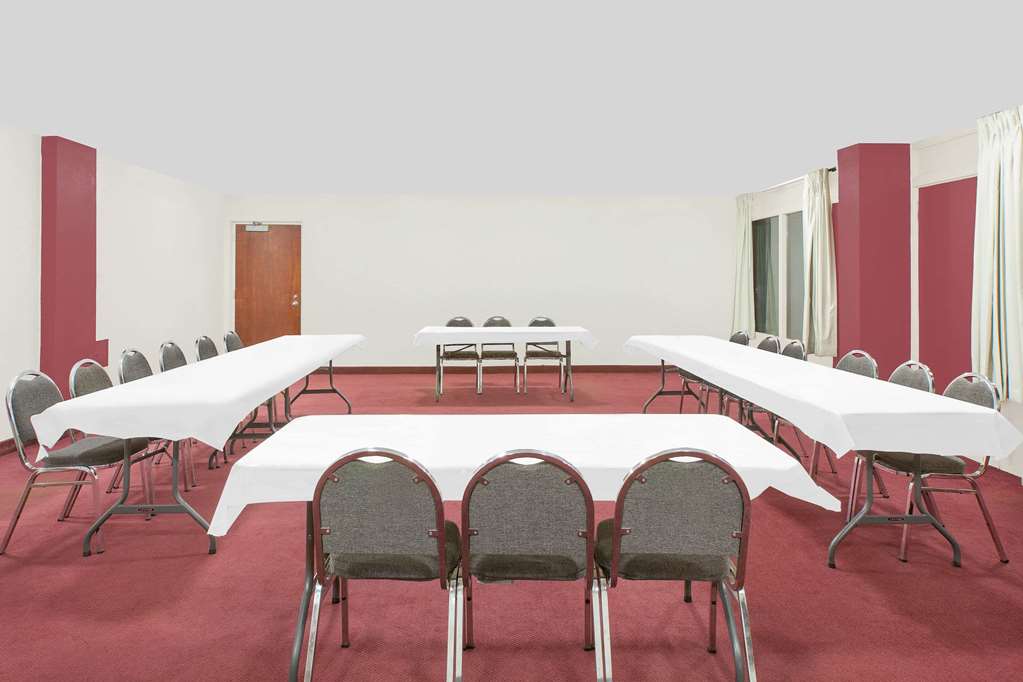 Eagle Suites Benton - I30