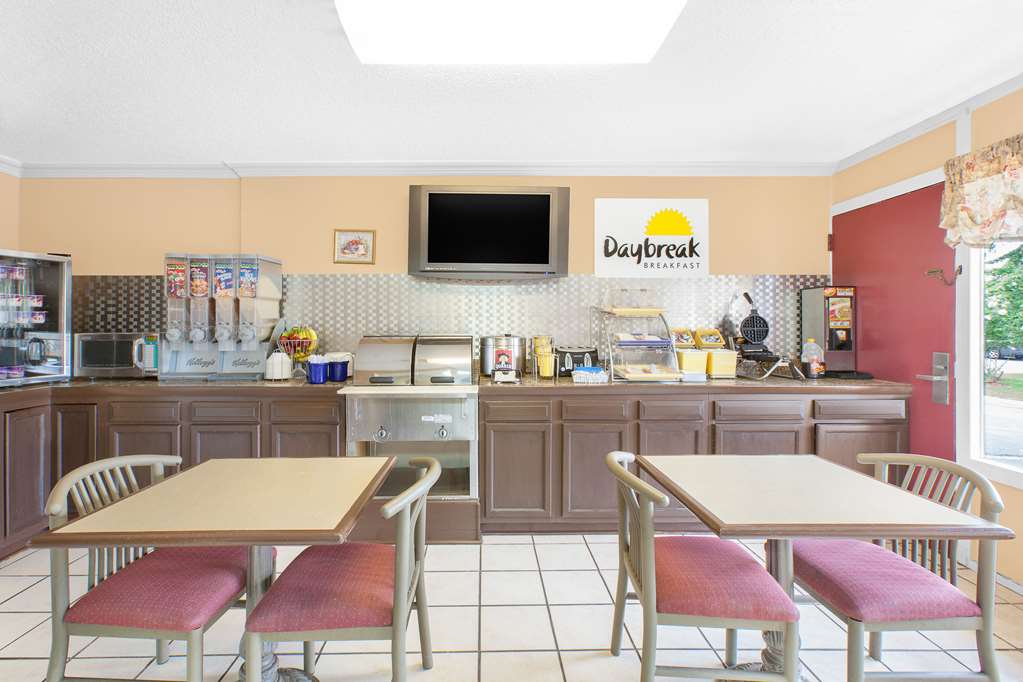 Eagle Suites Benton - I30