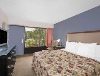 Eagle Suites Benton - I30