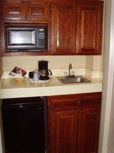 Holiday Inn Express & Suites Bentonville