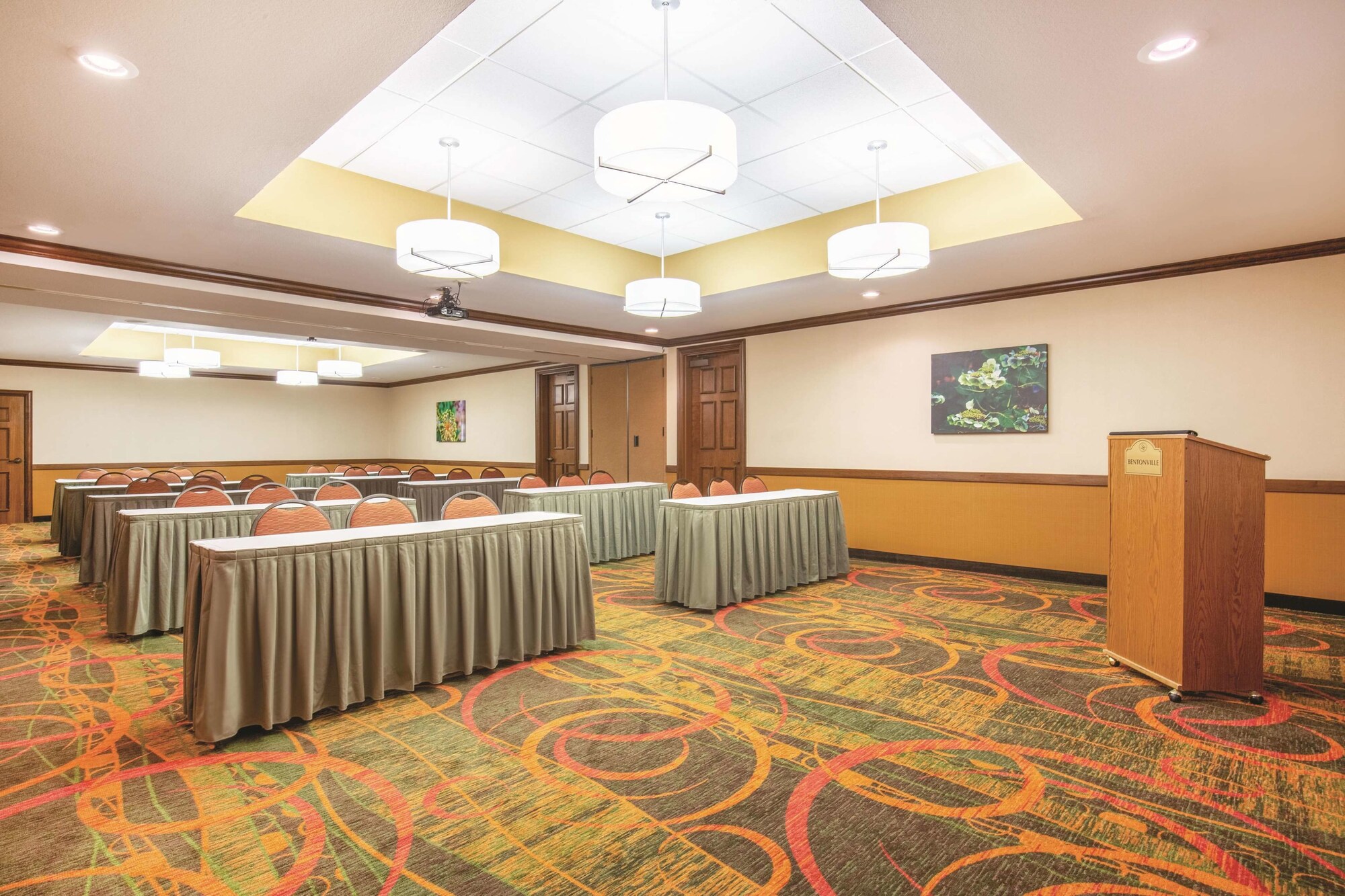 La Quinta Inn & Suites by Wyndham Bentonville