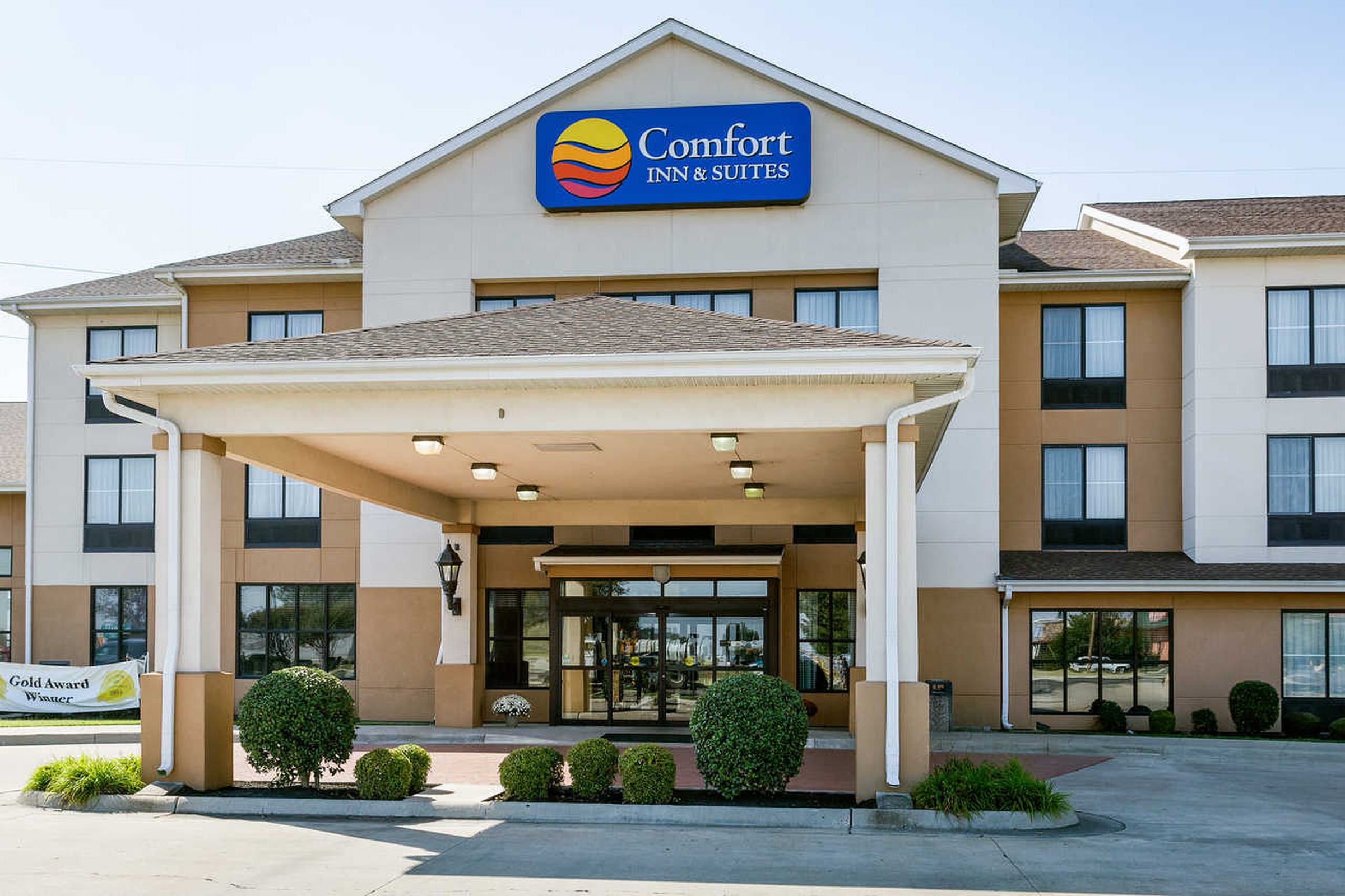 Comfort Inn & Suites