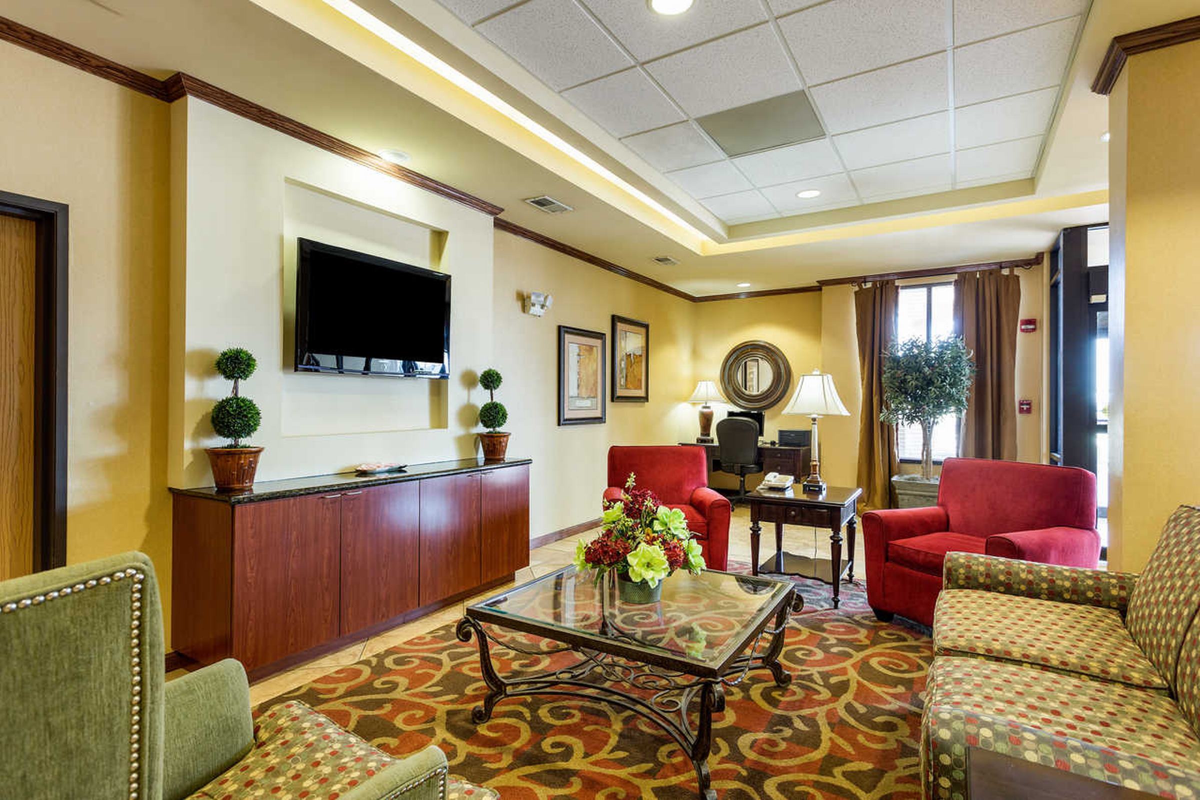 Comfort Inn & Suites