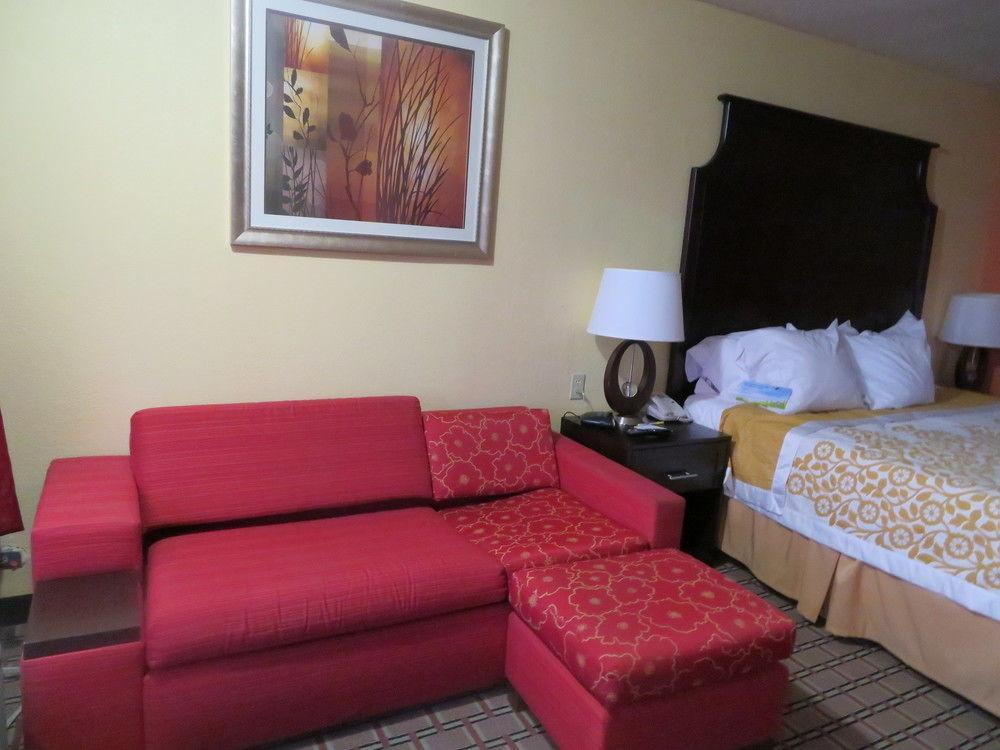 Days Inn by Wyndham Blytheville