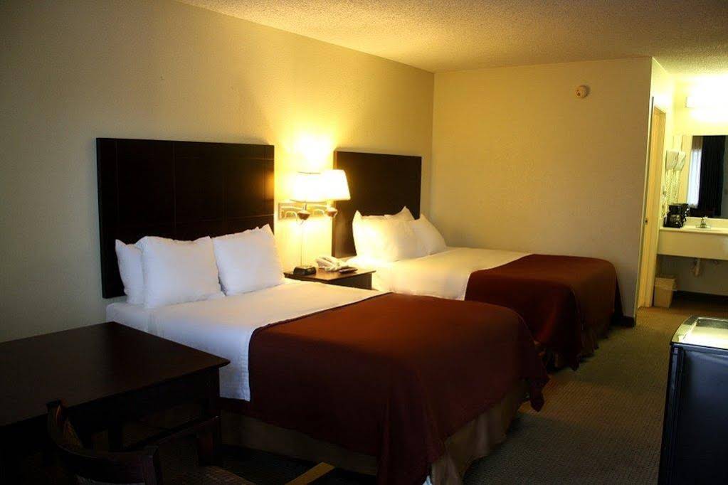 Deerfield Inn