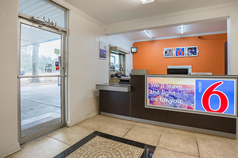 Motel 6 Brinkley