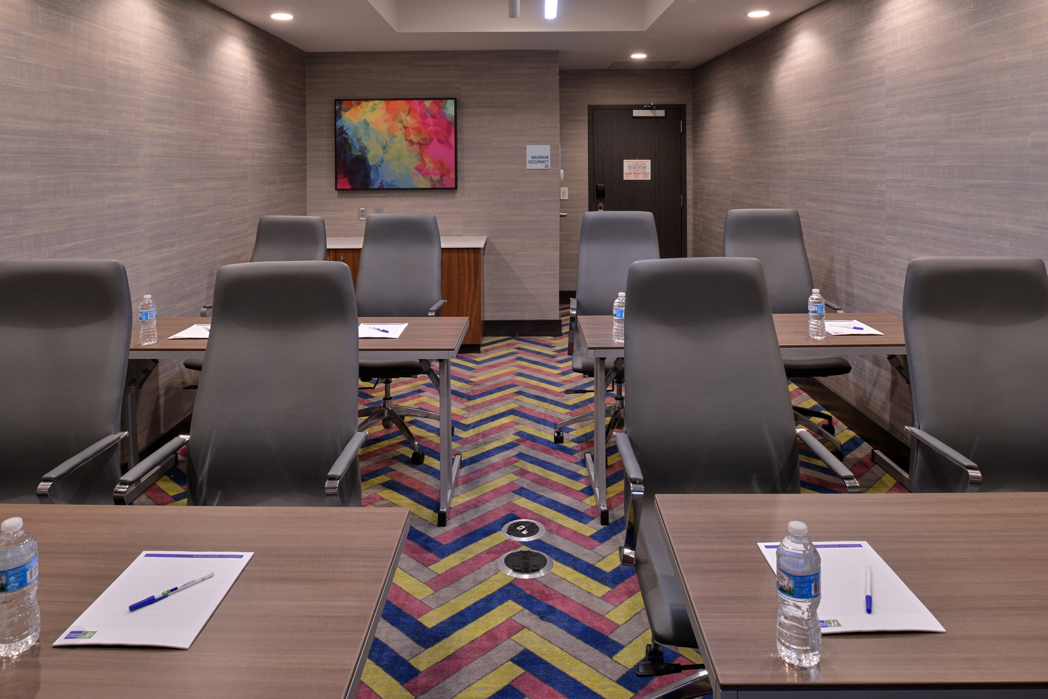 Holiday Inn Express & Suites Bryant - Benton Area