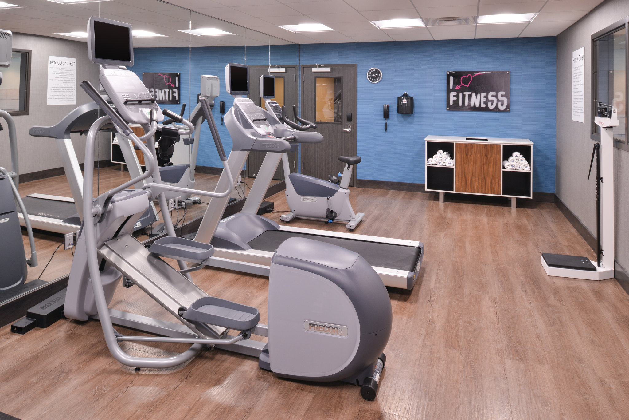 Holiday Inn Express & Suites Bryant - Benton Area