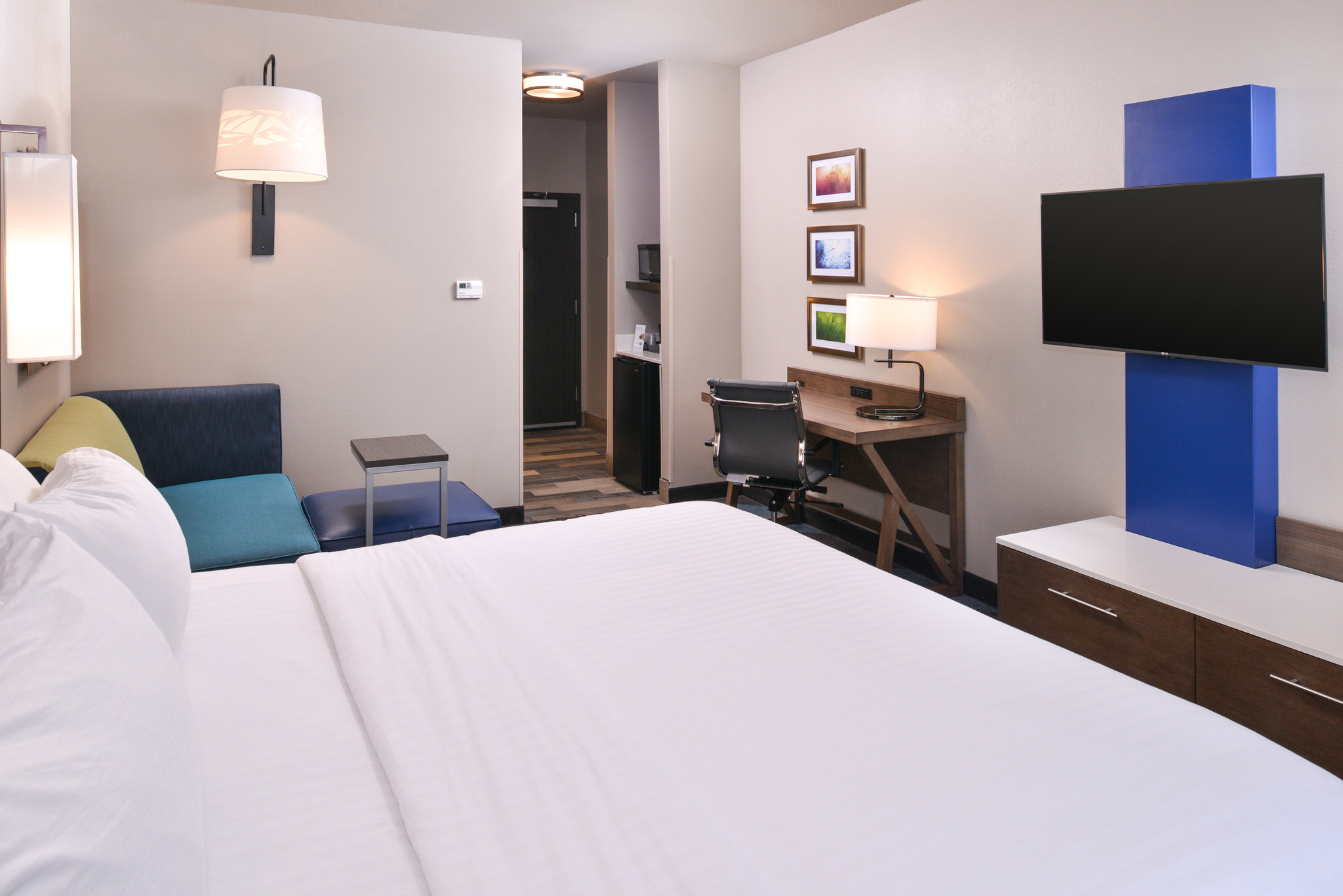 Holiday Inn Express & Suites Bryant - Benton Area