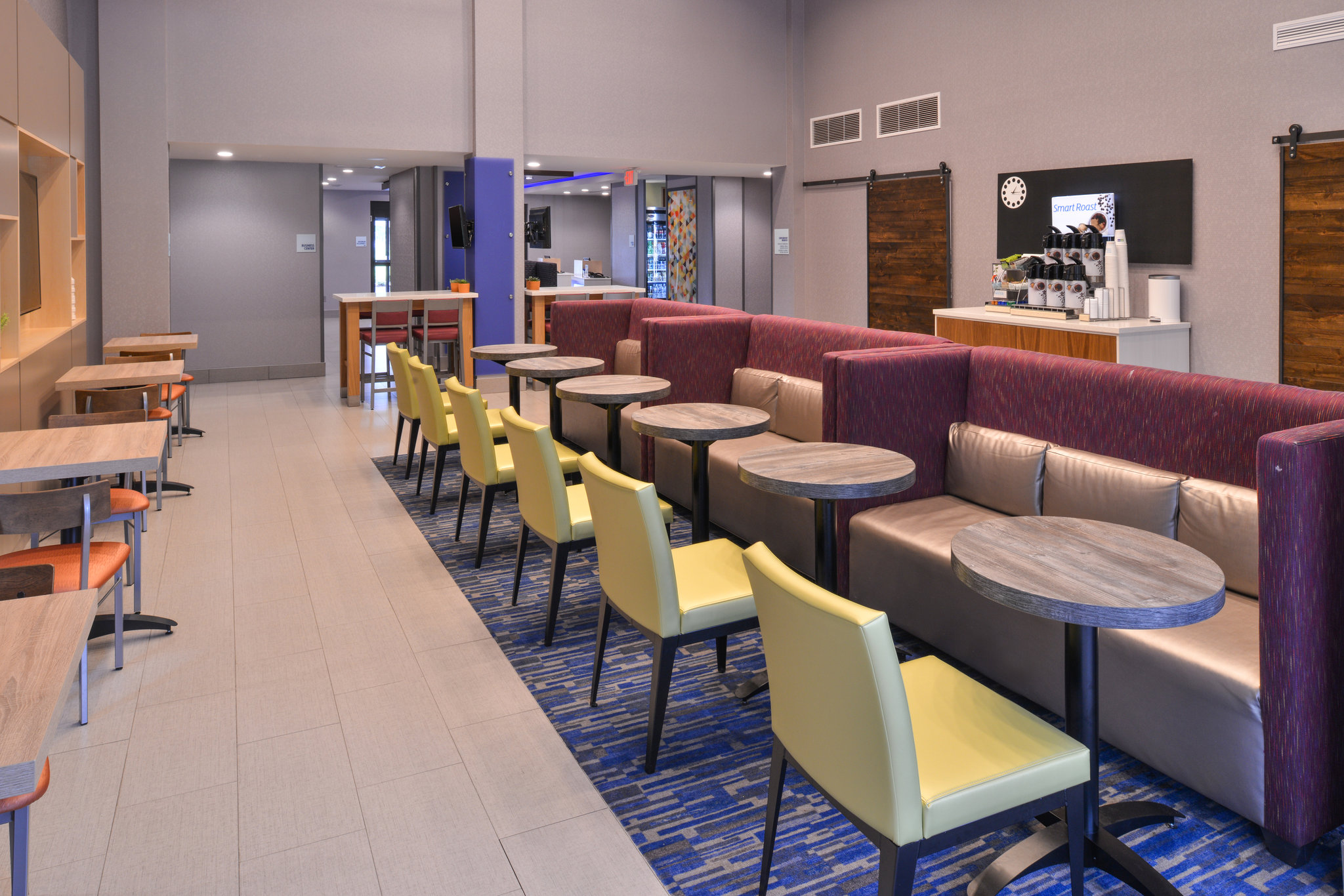 Holiday Inn Express & Suites Bryant - Benton Area