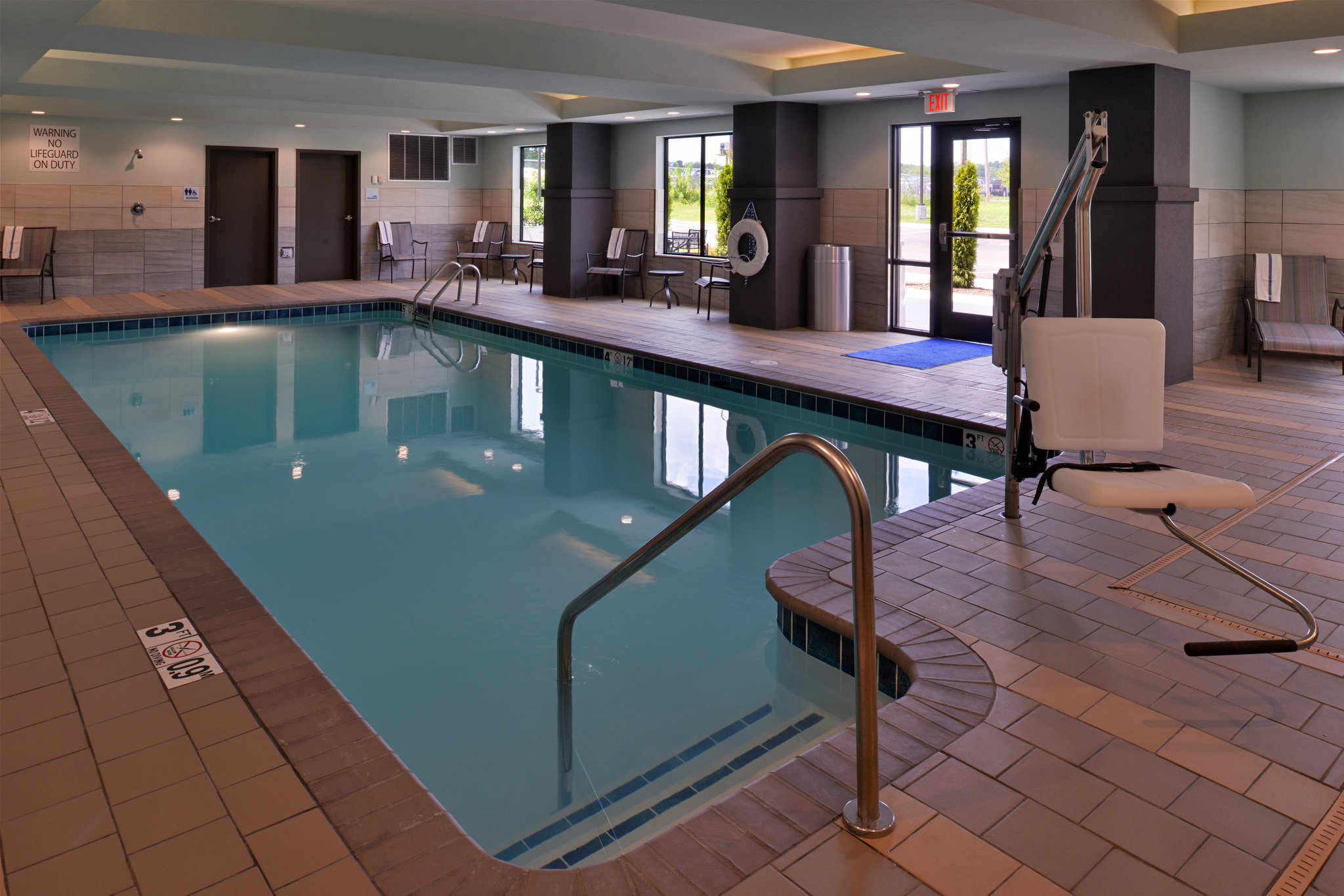 Holiday Inn Express & Suites Bryant - Benton Area