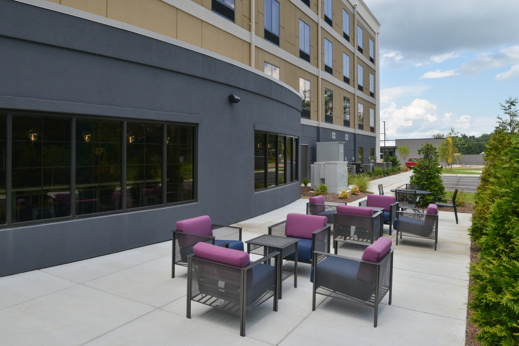 Holiday Inn Express & Suites Bryant - Benton Area