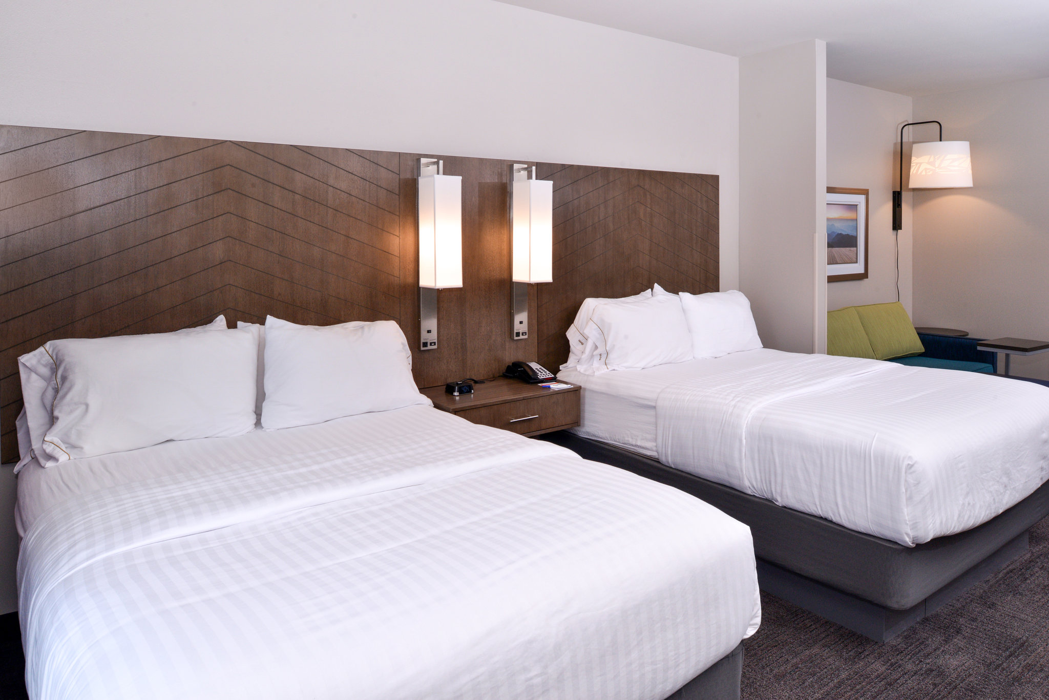 Holiday Inn Express & Suites Bryant - Benton Area