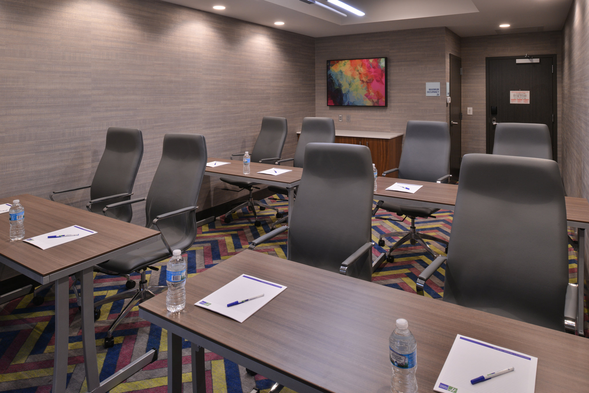 Holiday Inn Express & Suites Bryant - Benton Area