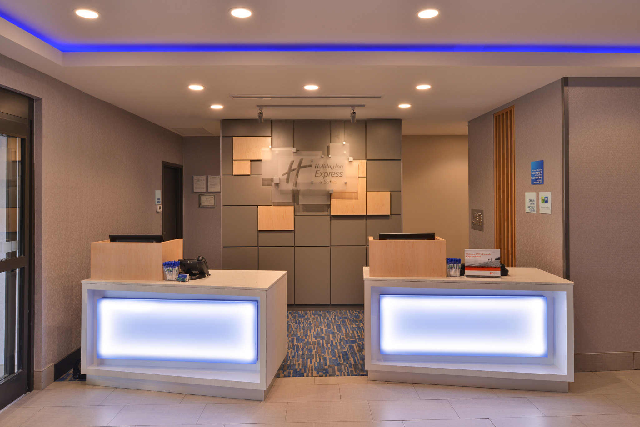 Holiday Inn Express & Suites Bryant - Benton Area