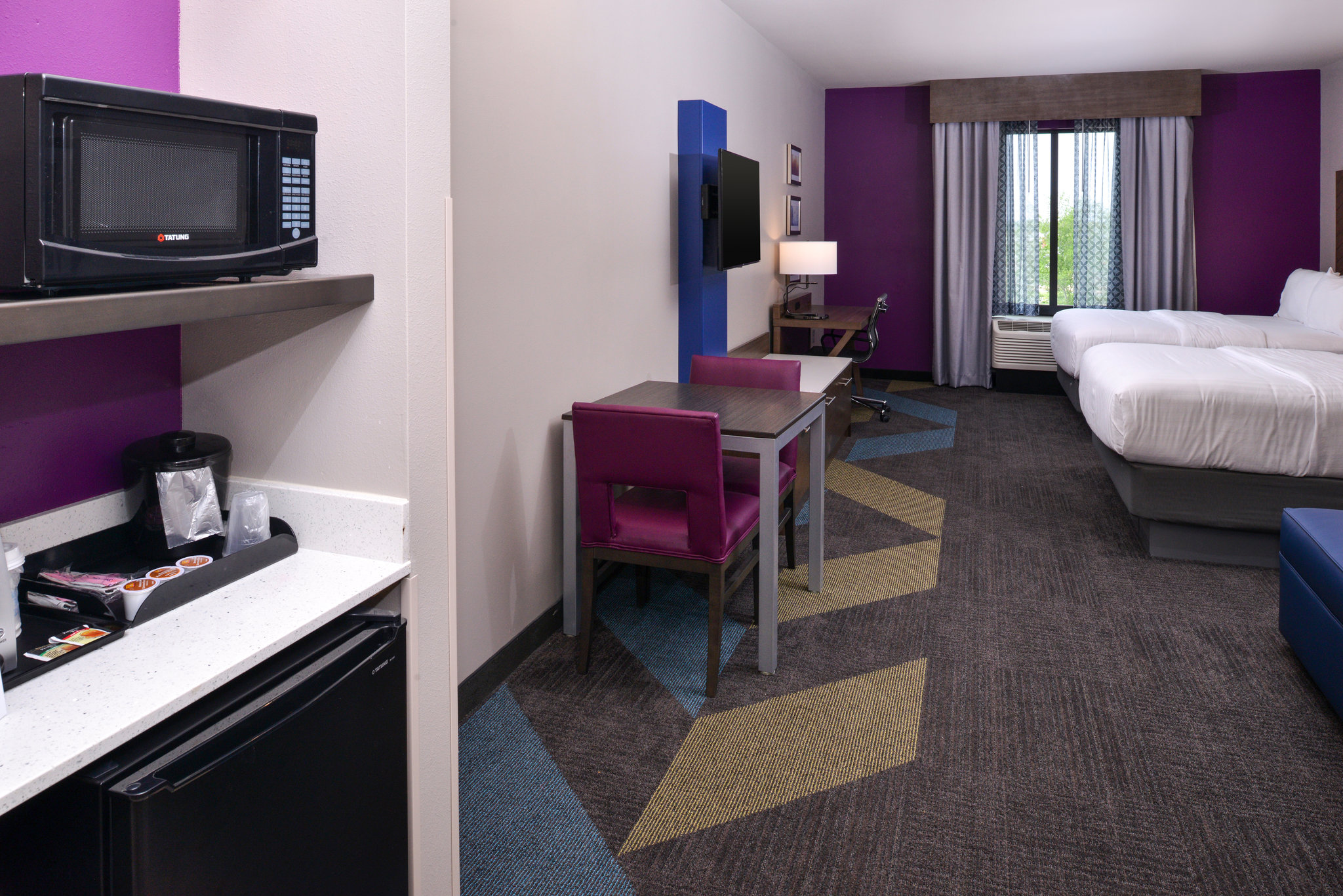 Holiday Inn Express & Suites Bryant - Benton Area