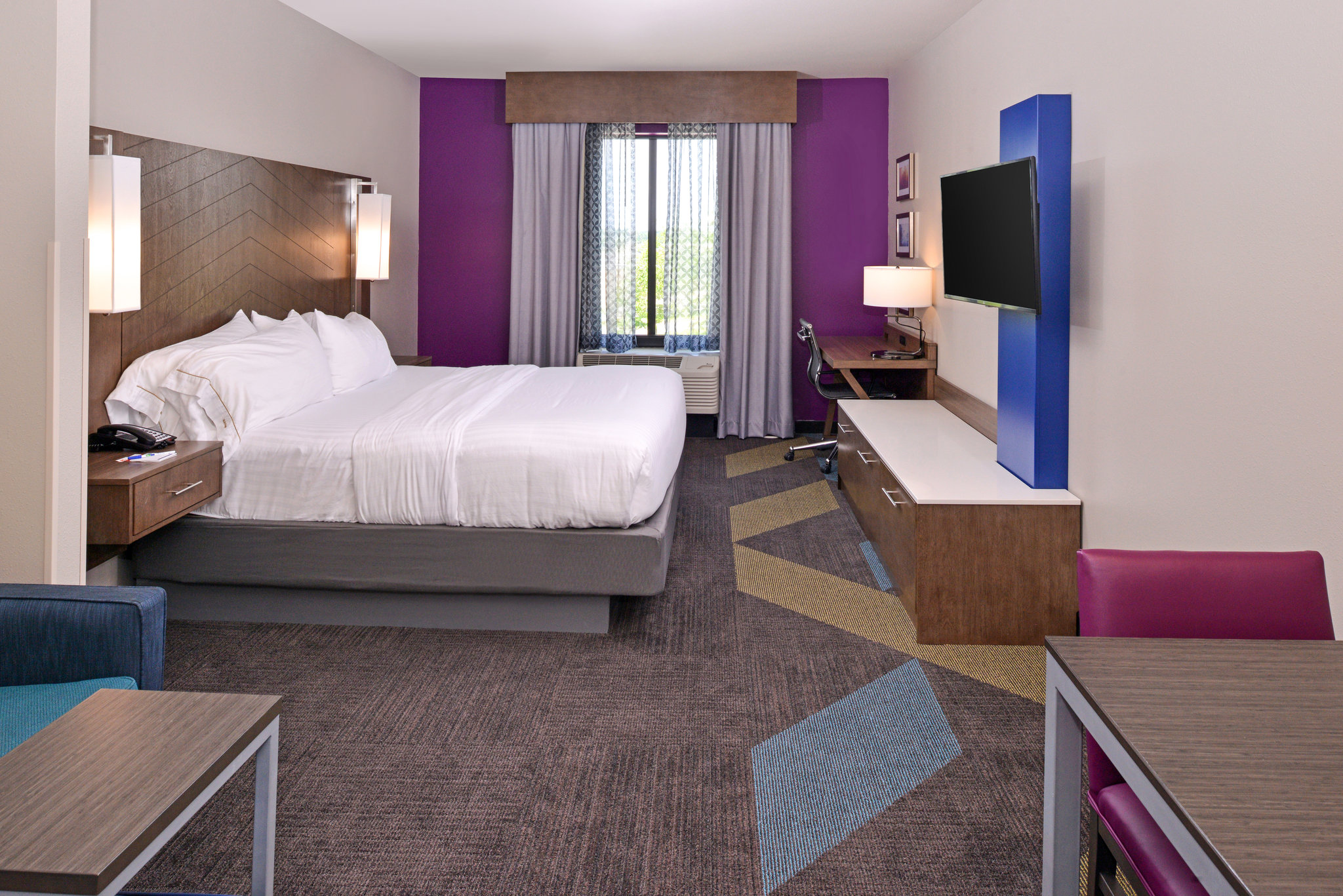 Holiday Inn Express & Suites Bryant - Benton Area
