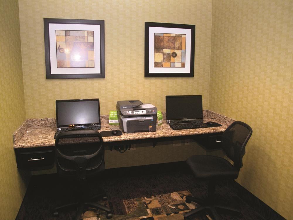 La Quinta Inn & Suites by Wyndham Little Rock - Bryant