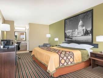 Super 8 by Wyndham Bryant Little Rock Area