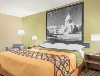 Super 8 by Wyndham Bryant Little Rock Area