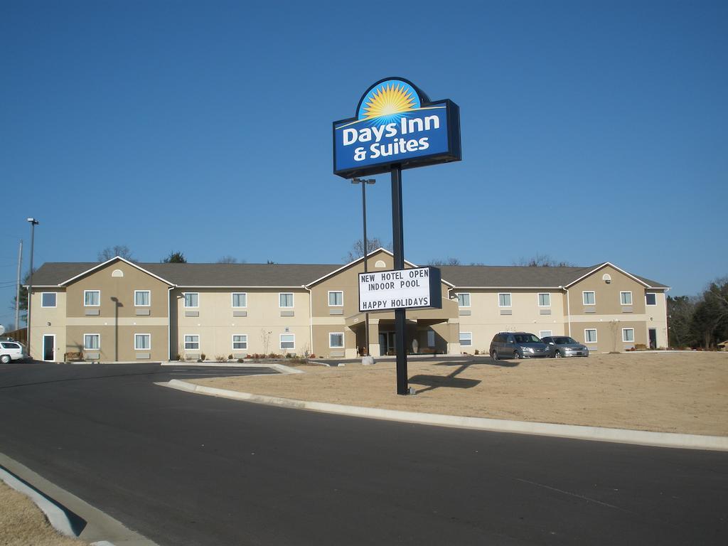 Days Inn & Suites by Wyndham Cabot