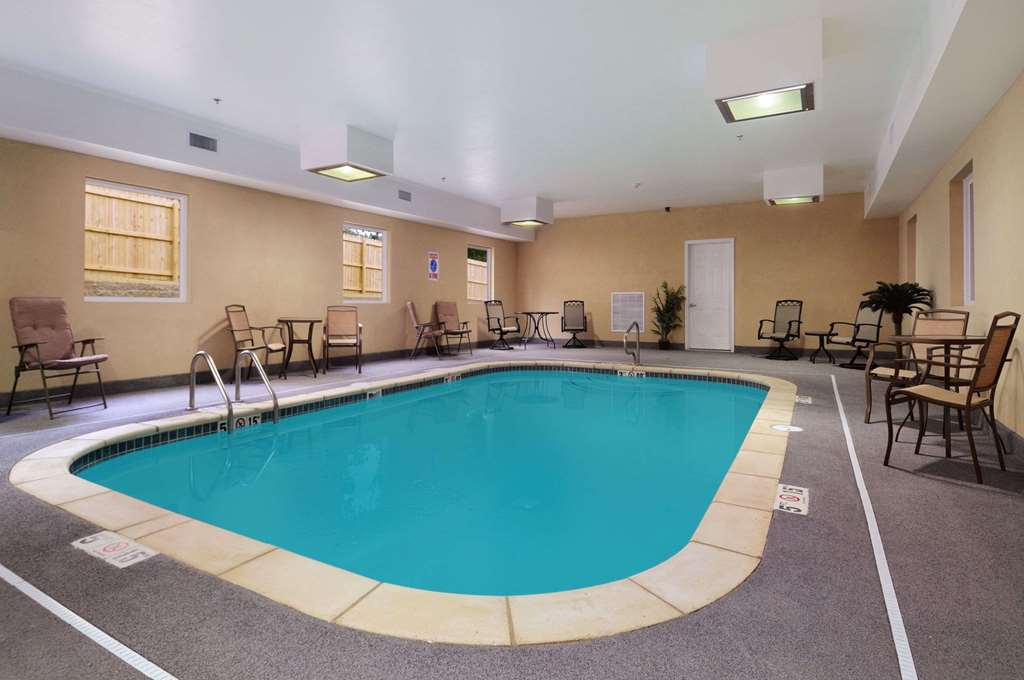 Days Inn & Suites by Wyndham Cabot
