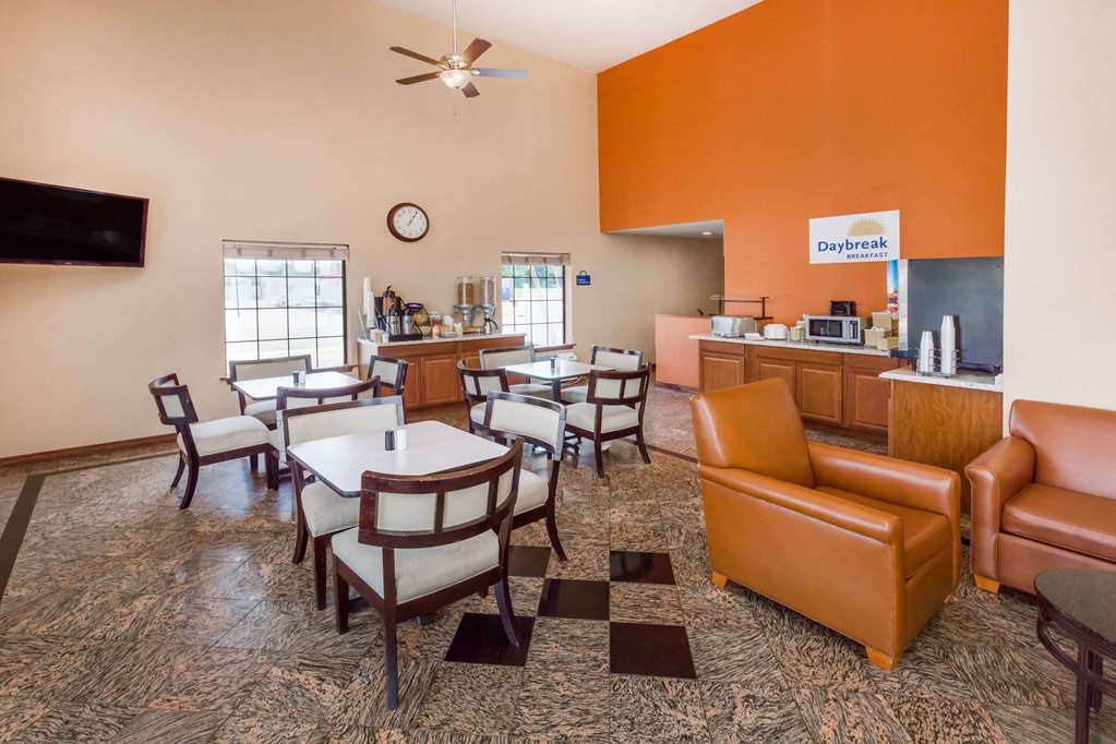 Days Inn by Wyndham Carlisle