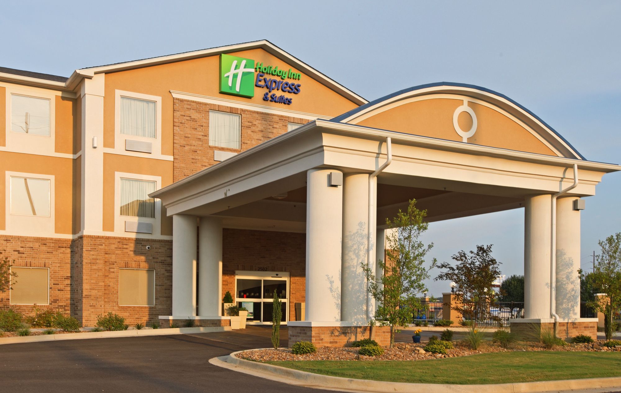Holiday Inn Express & Suites Clarksville
