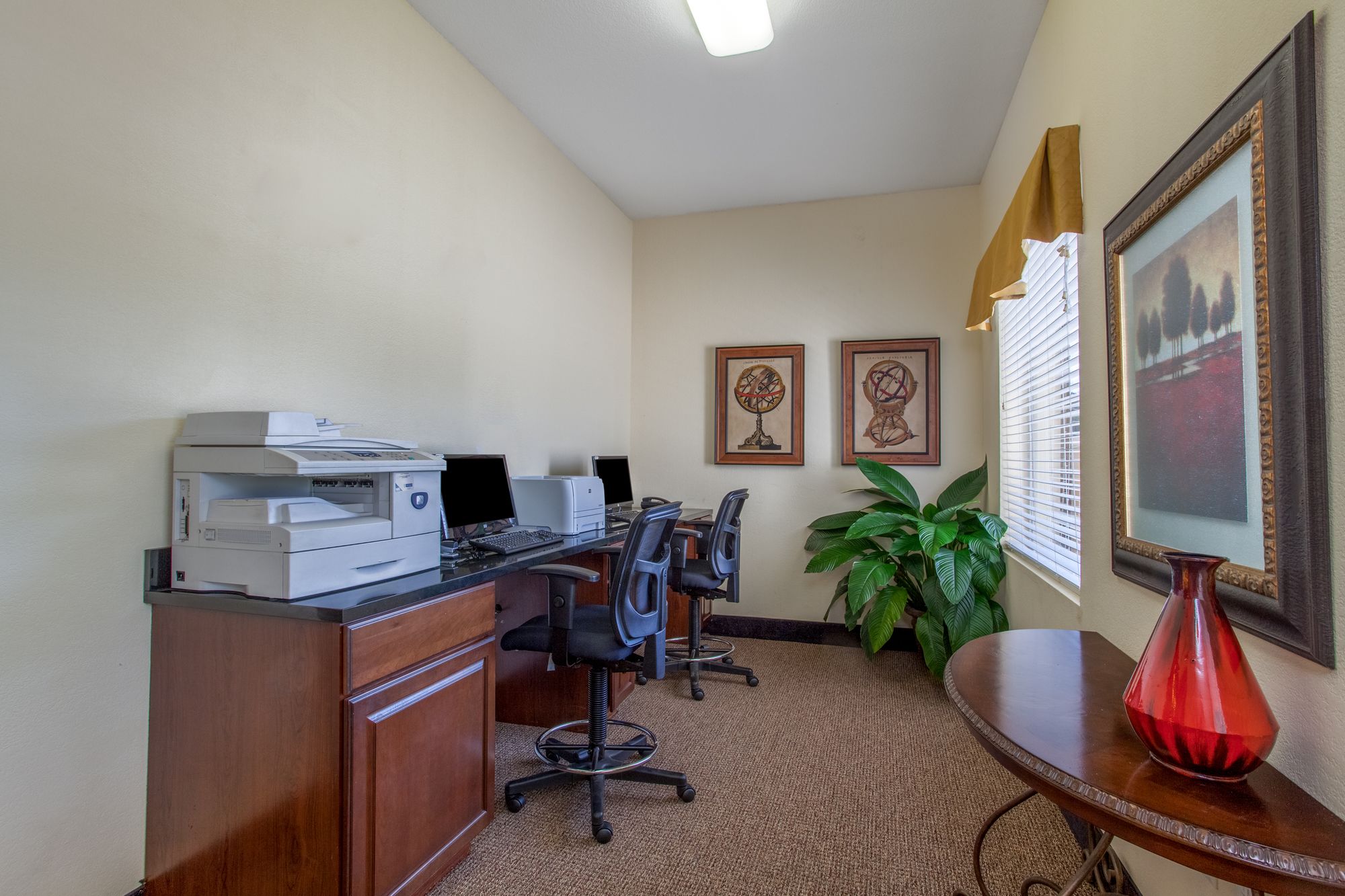 Holiday Inn Express & Suites Clarksville