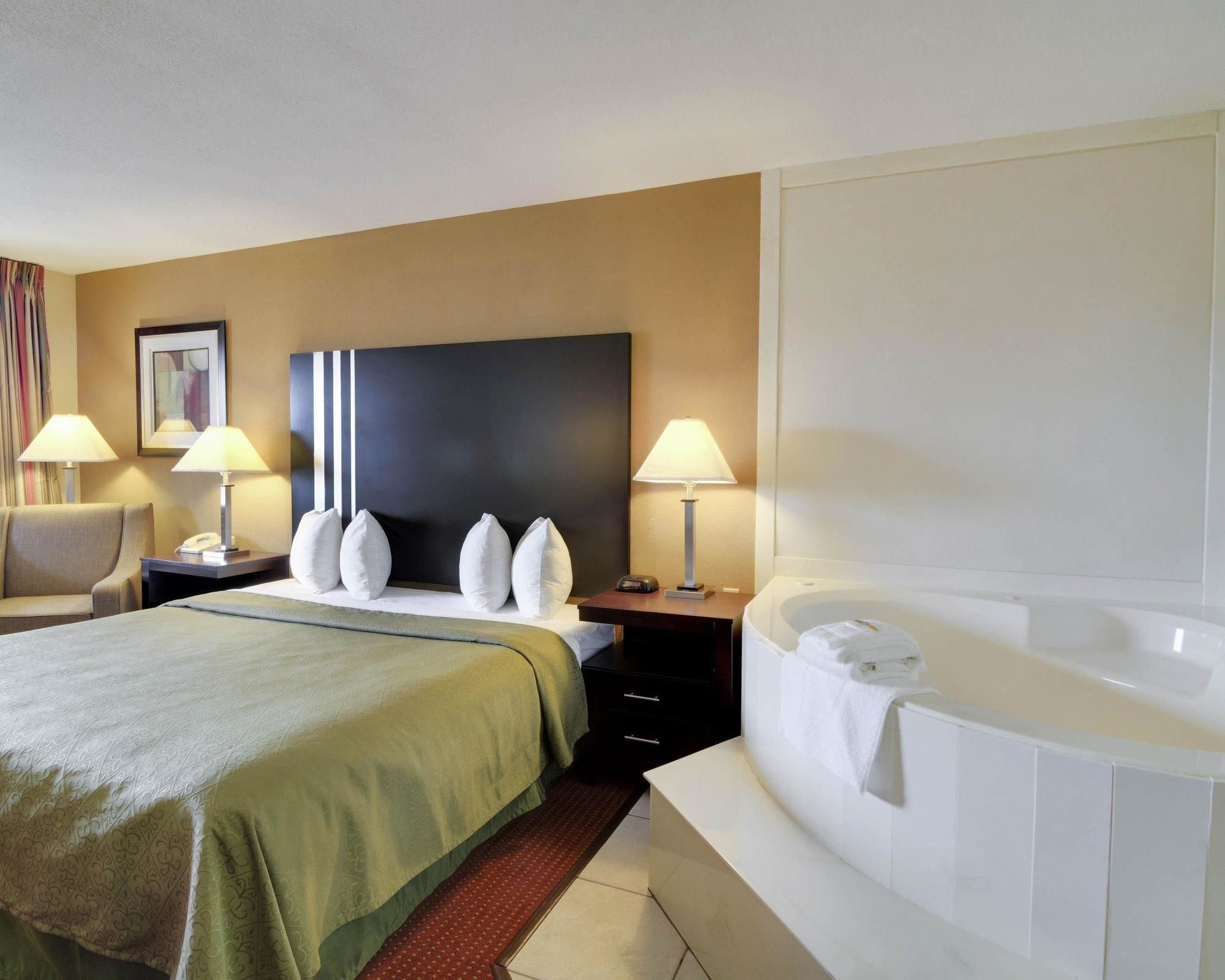 Quality Inn & Suites