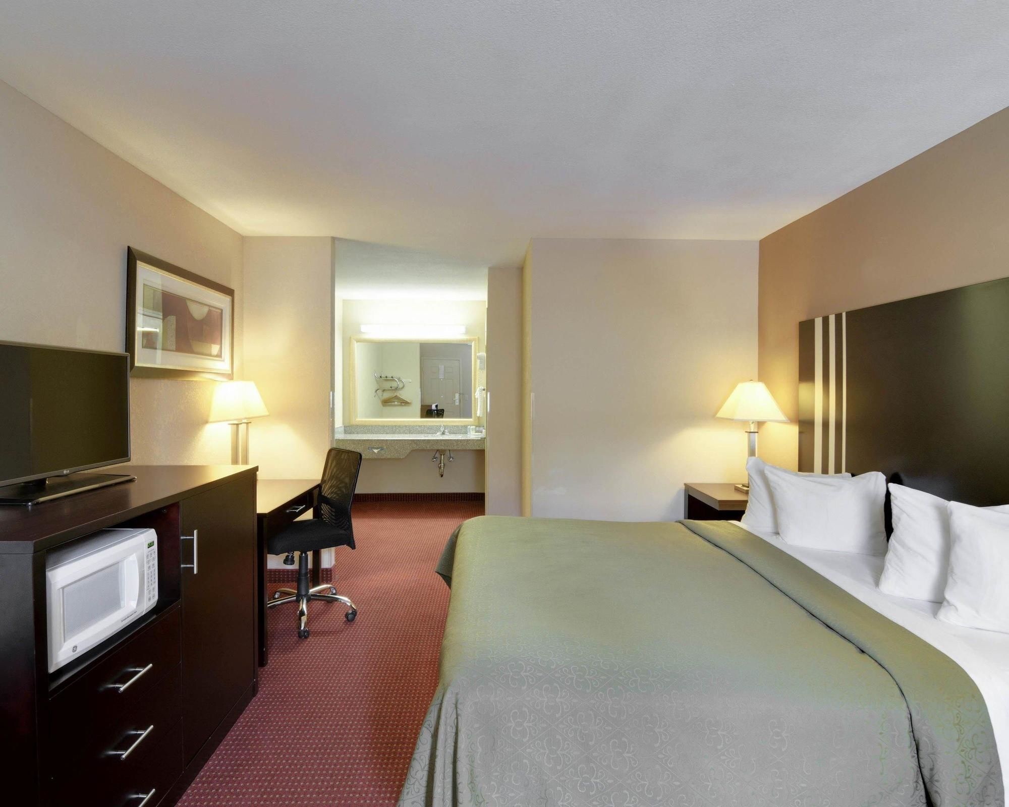 Quality Inn & Suites