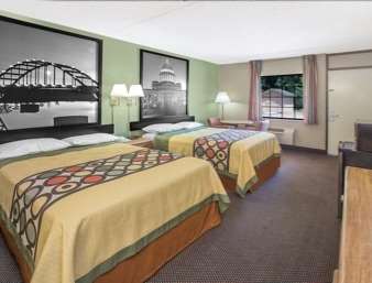 Super 8 by Wyndham Clarksville AR