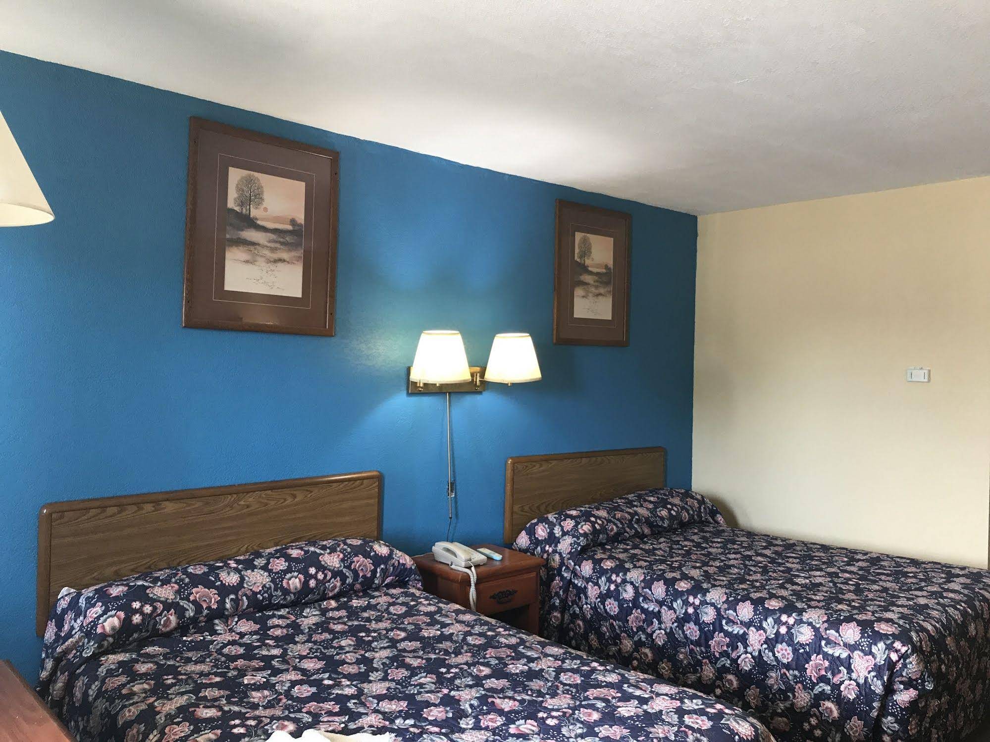 Parkview Motel