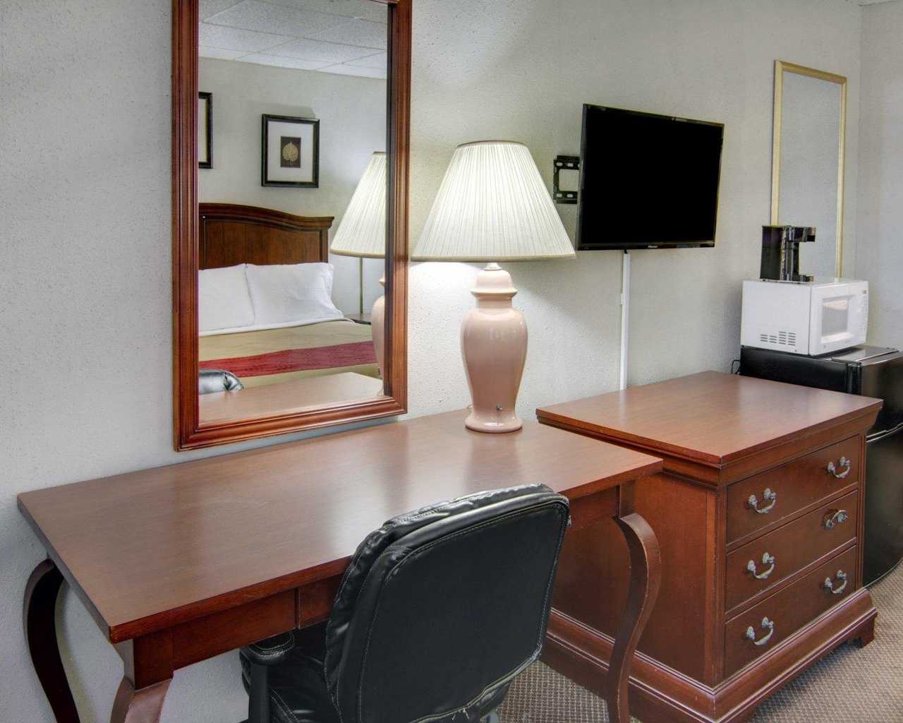 Rodeway Inn Conference Center El Dorado