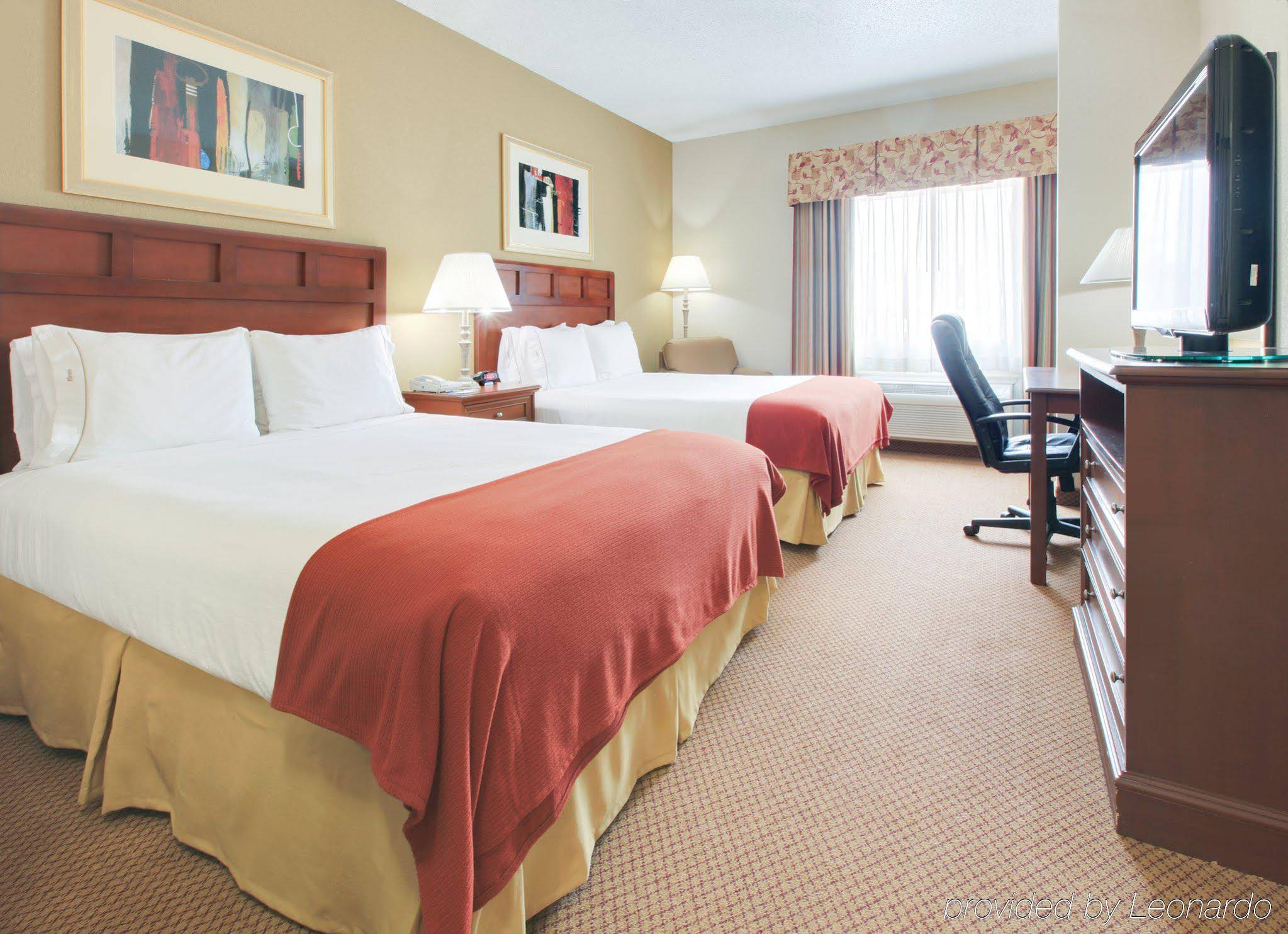Holiday Inn Express Hotel & Suites El Dorado