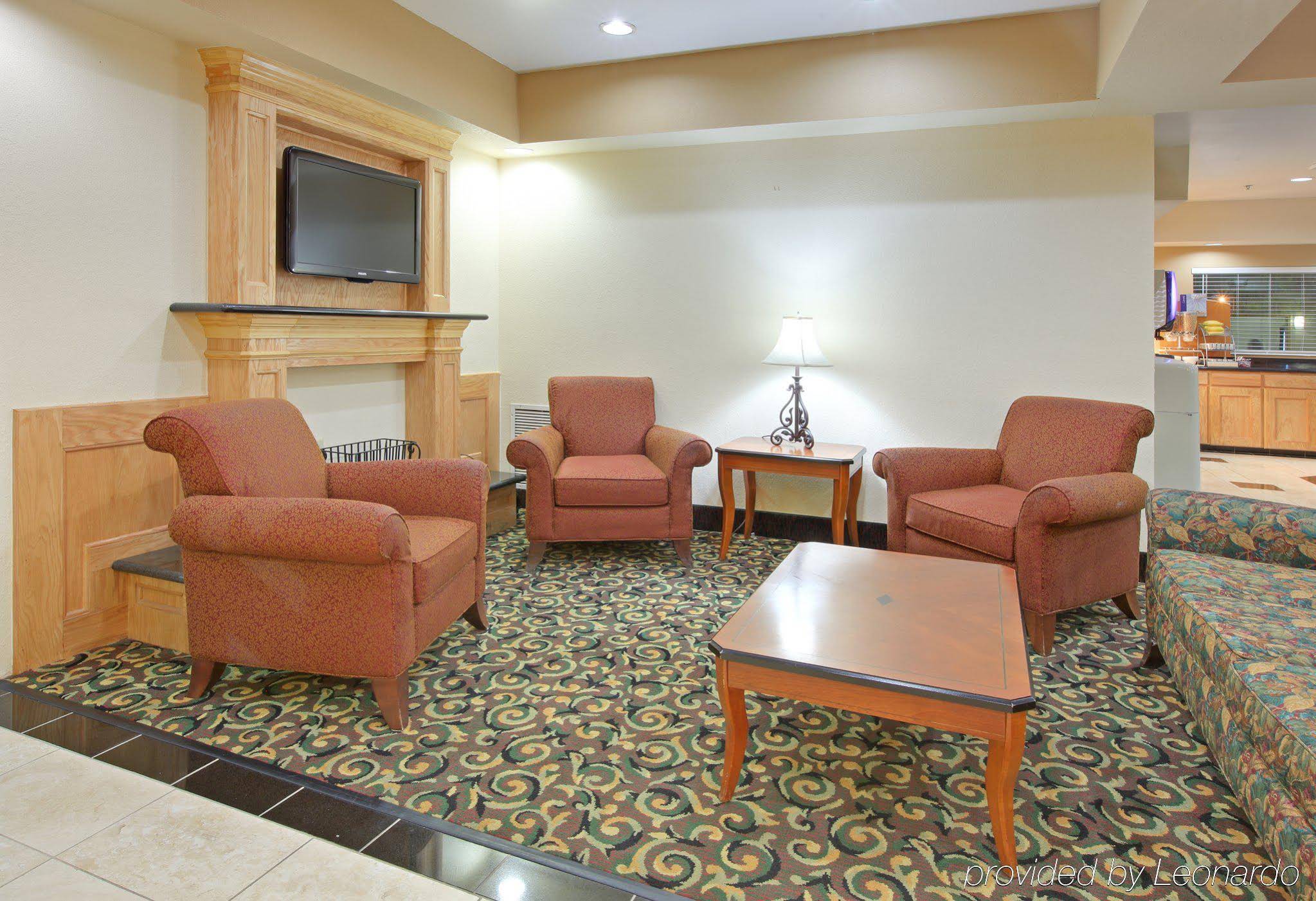 Holiday Inn Express Hotel & Suites El Dorado