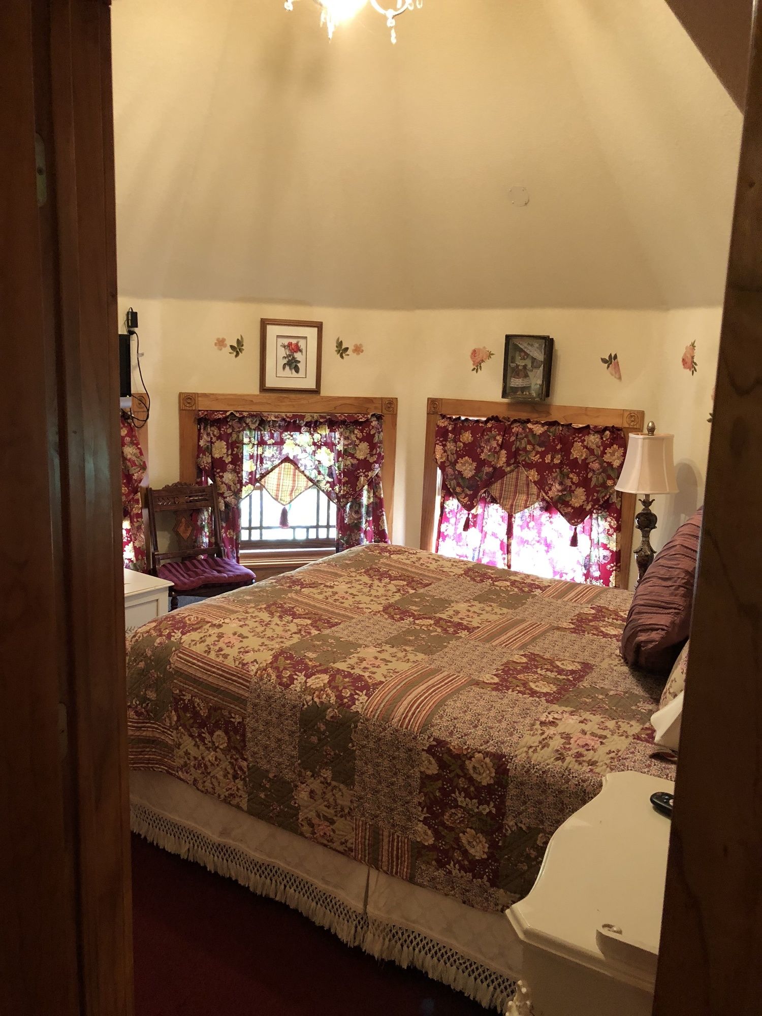All Seasons Inn