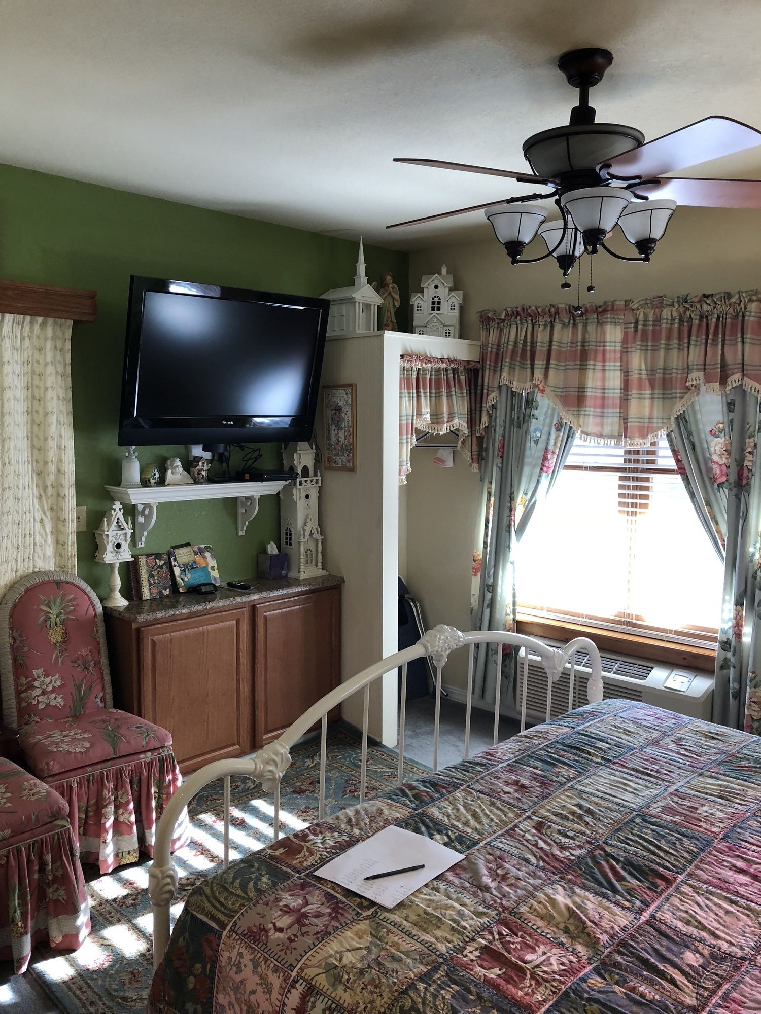 All Seasons Inn