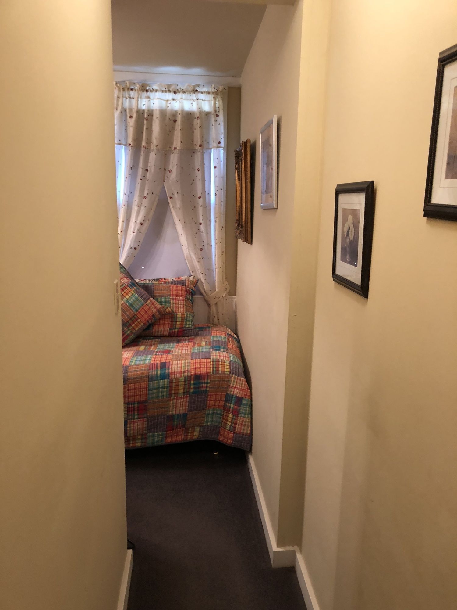 All Seasons Inn