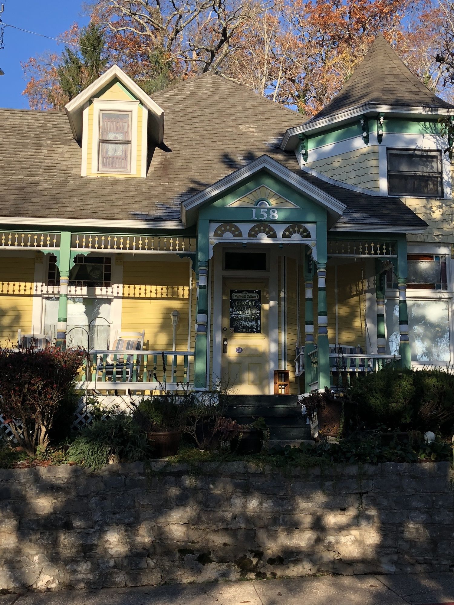 All Seasons Inn