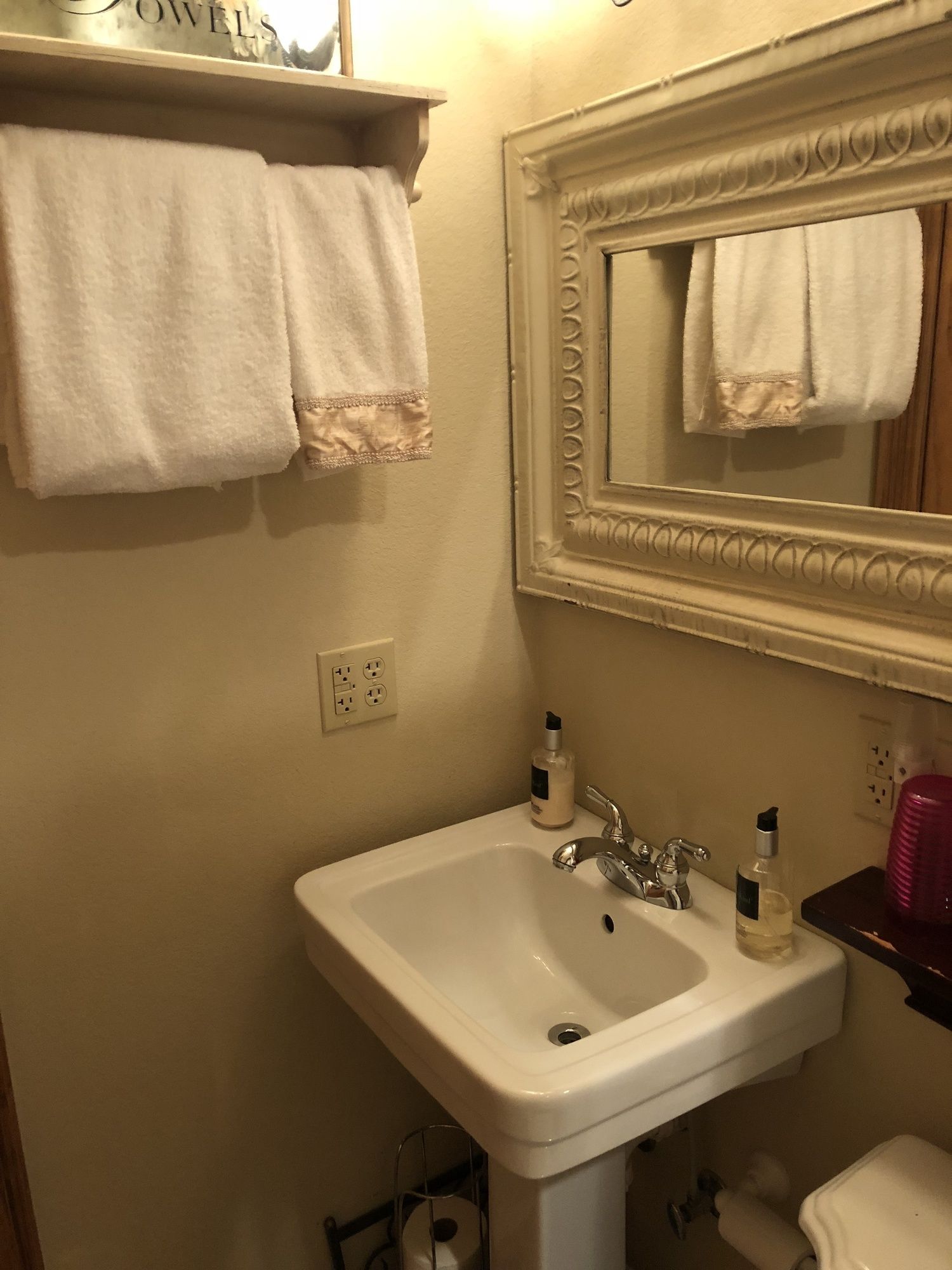 All Seasons Inn