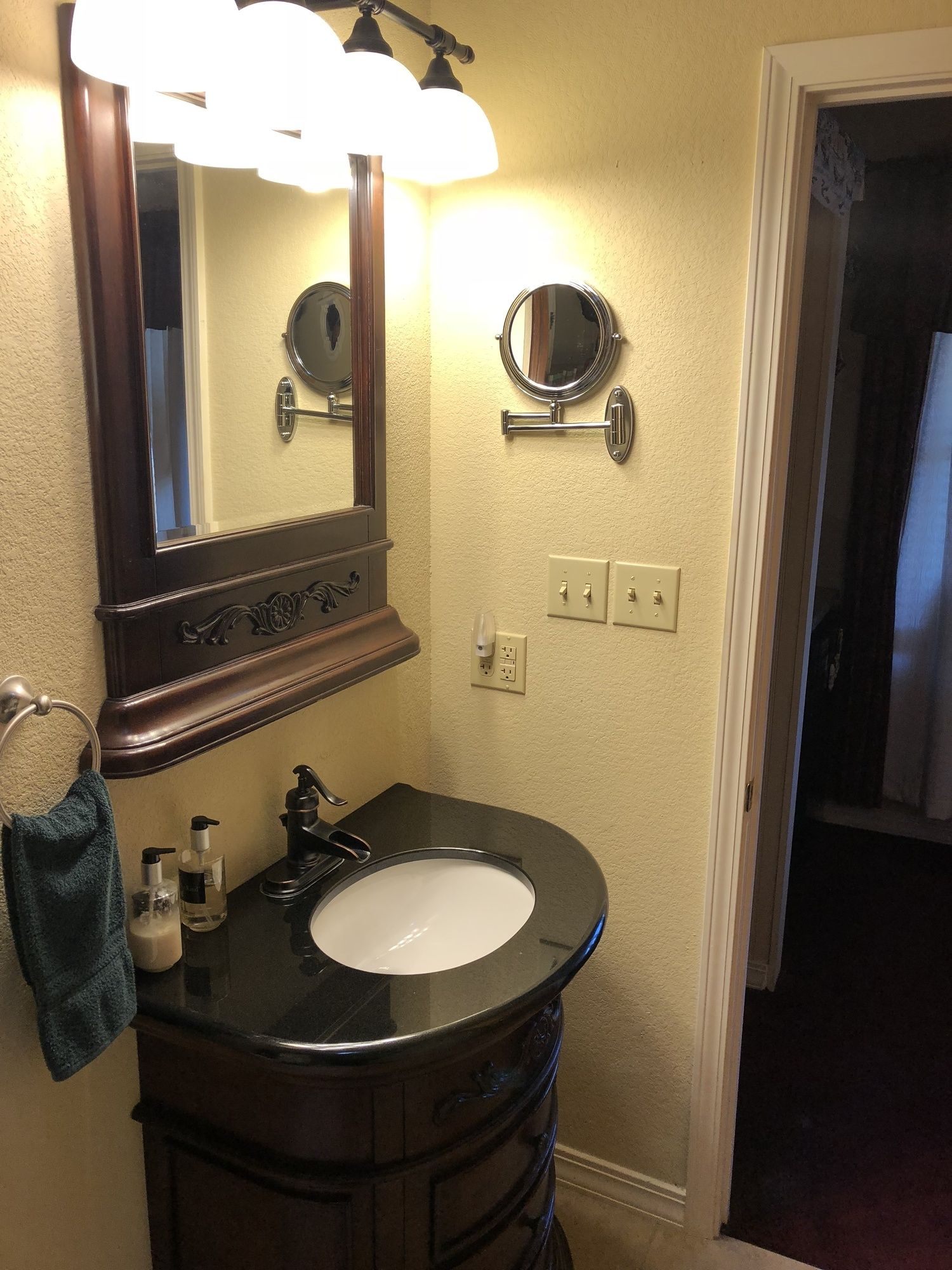 All Seasons Inn