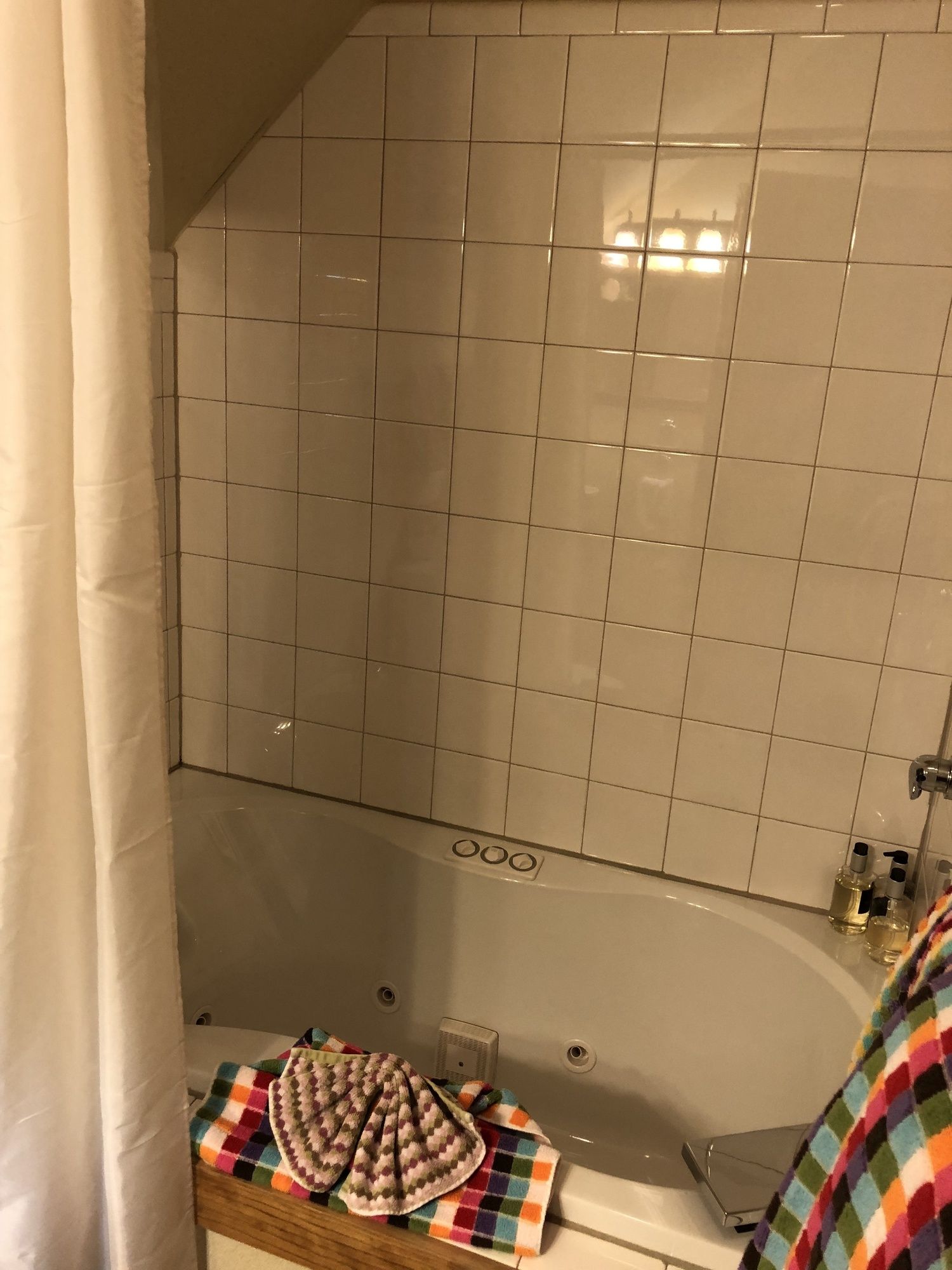 All Seasons Inn