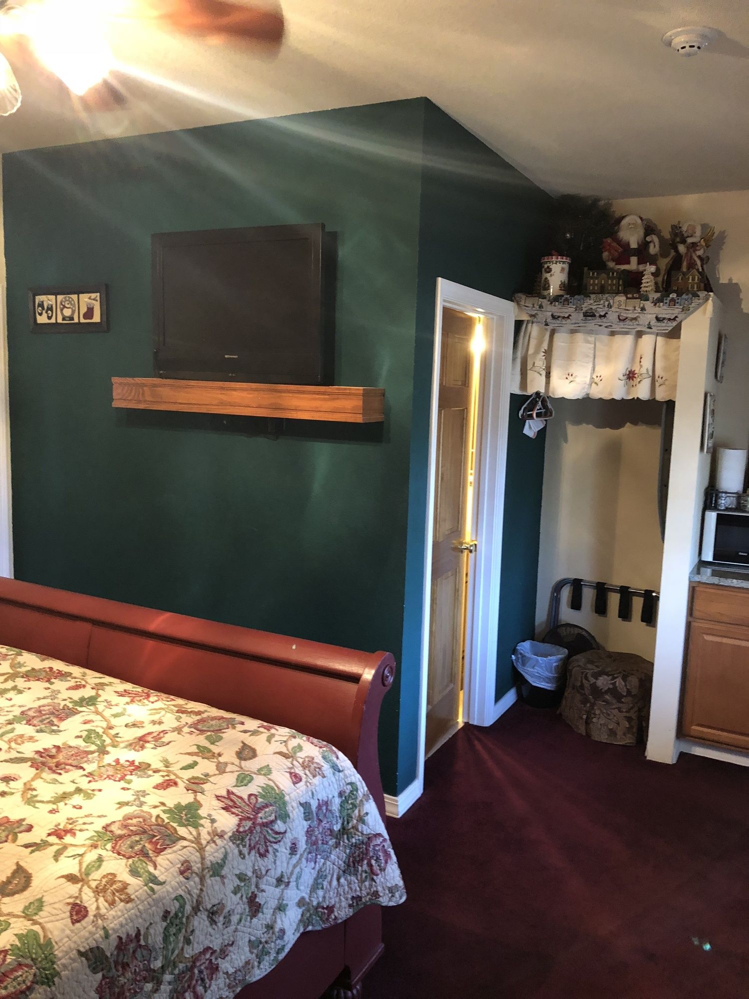 All Seasons Inn