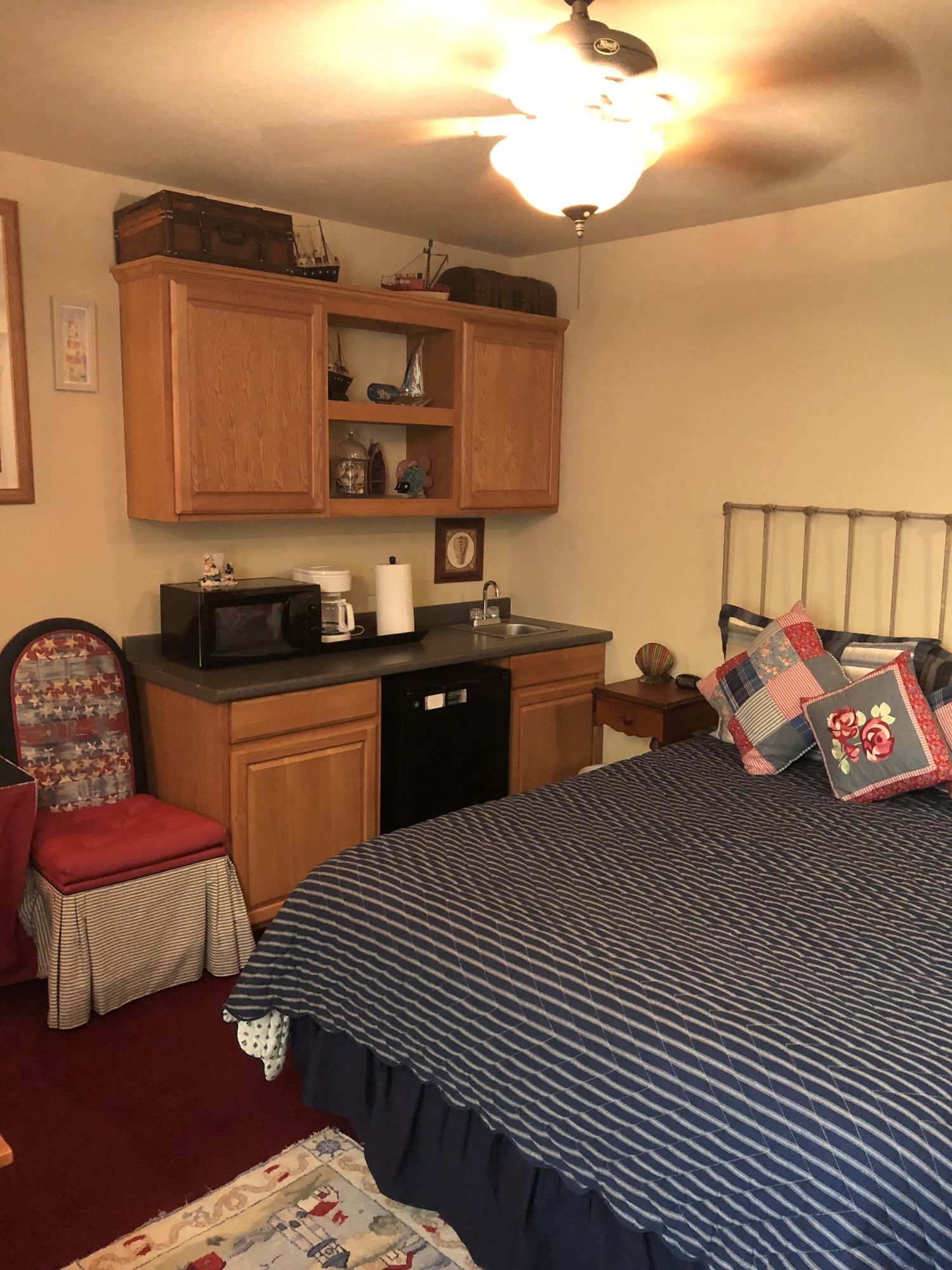 All Seasons Inn