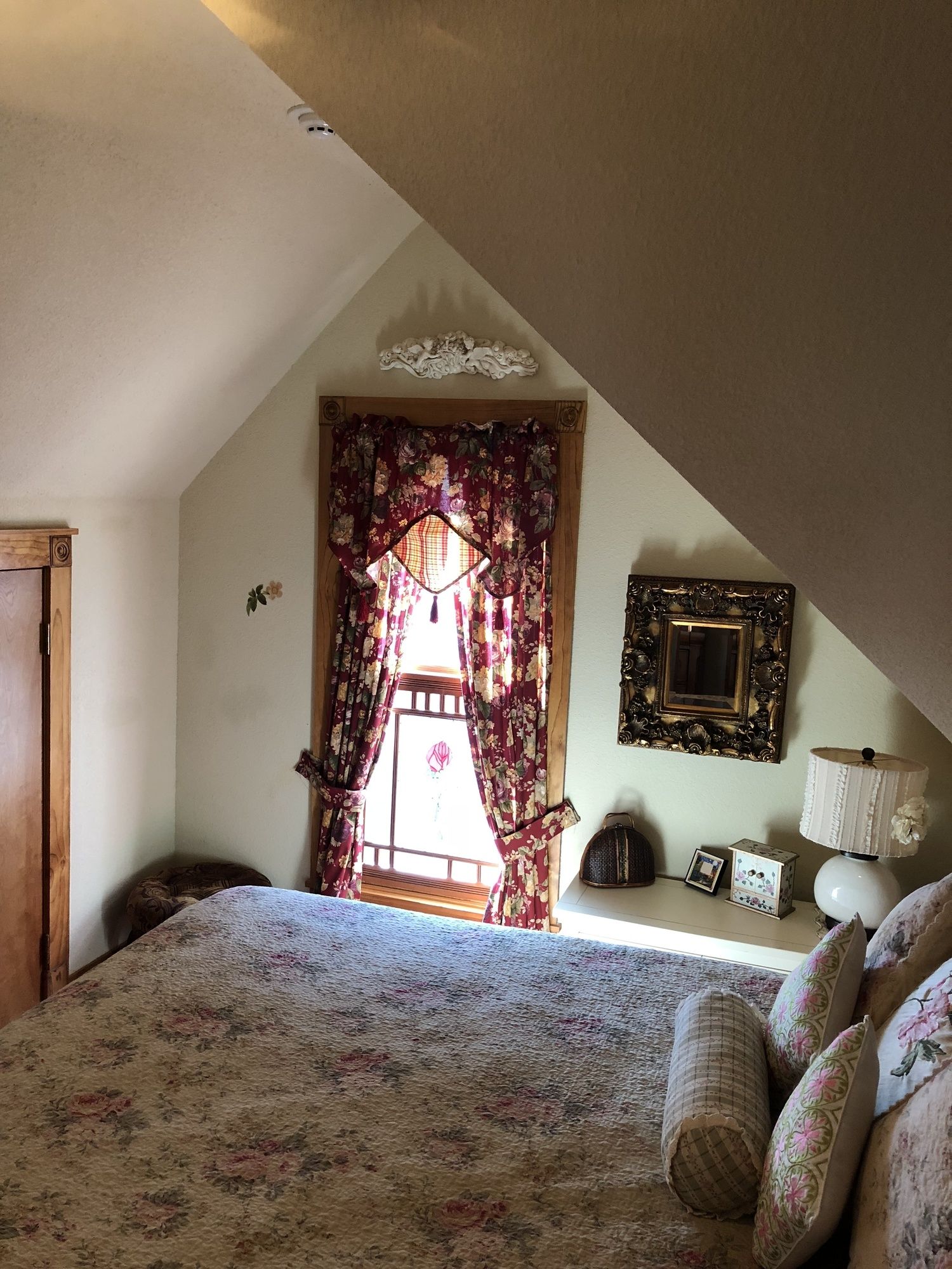 All Seasons Inn