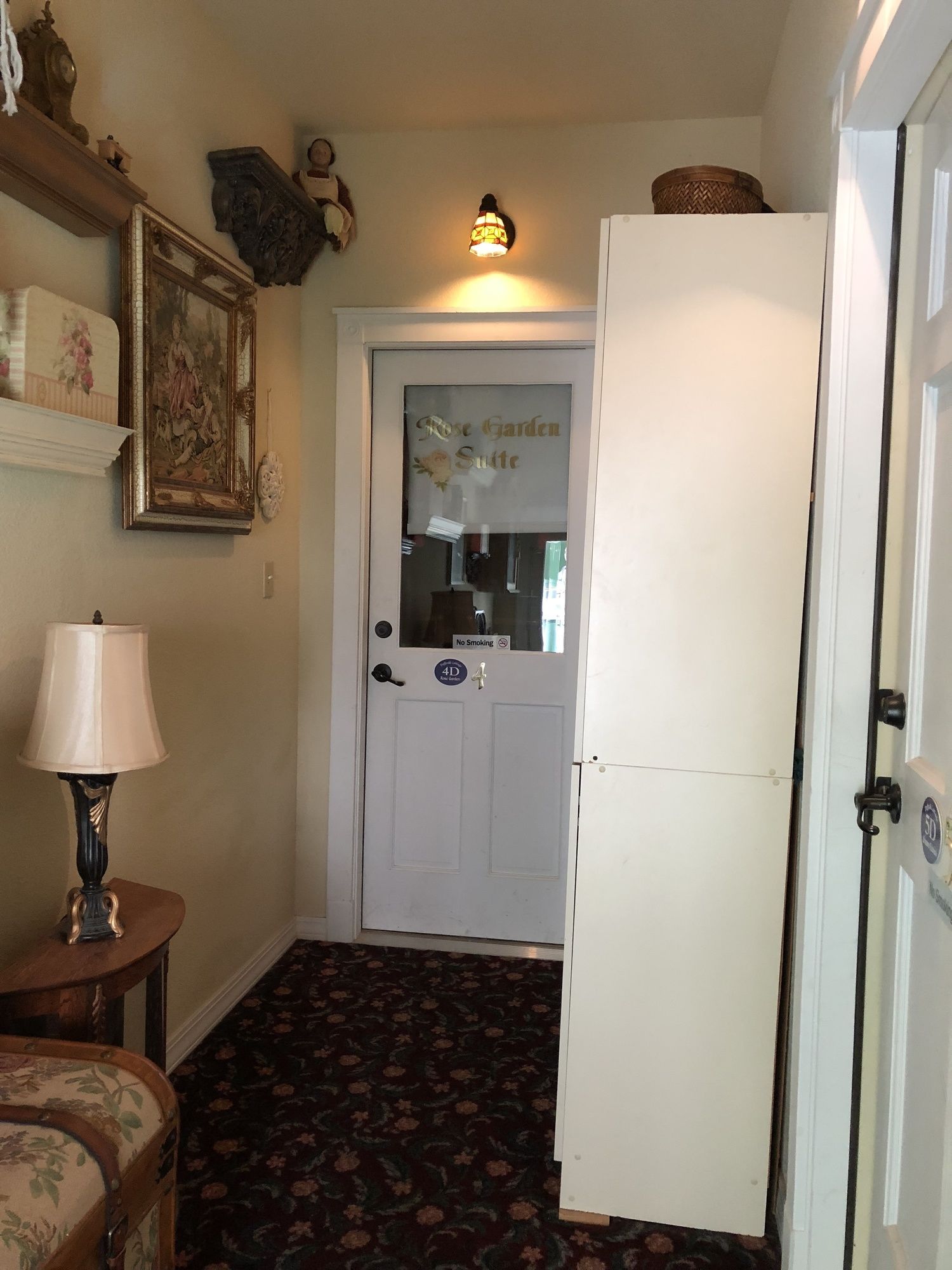 All Seasons Inn