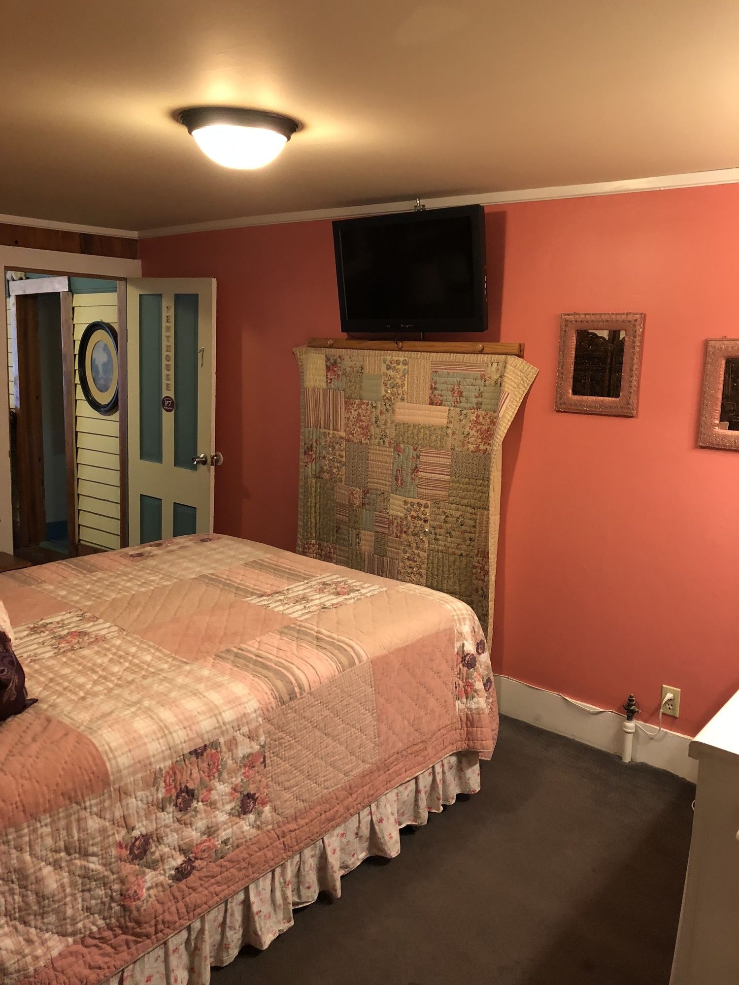 All Seasons Inn