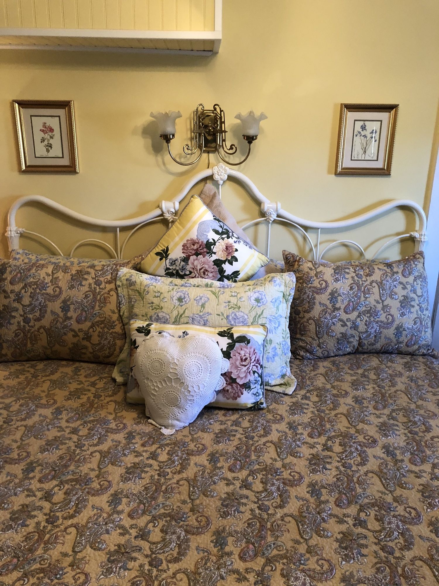 All Seasons Inn